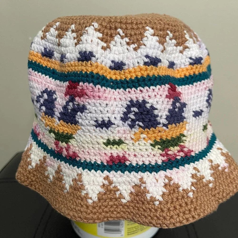 Colorful Knit Bucket Hat Rooster Design Multi Color Fits S-M Size heads - Picture 2 of 4